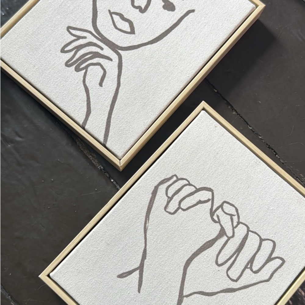 Minimalist Line Art Canvas Set
